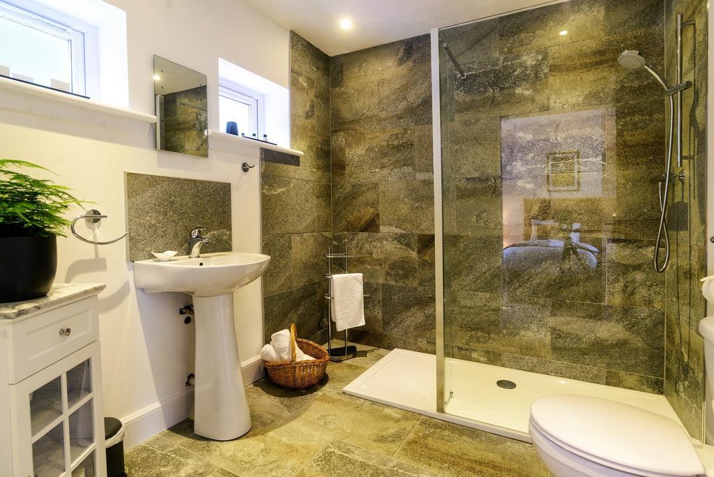 Elderburn Lodges St. Andrews Room photo